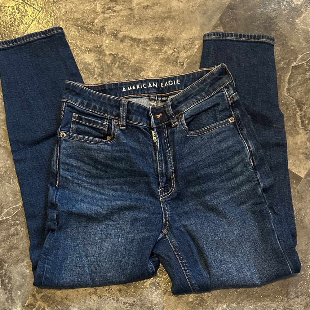 American Eagle Outfitters Women's Dark Blue High Rise Jeans